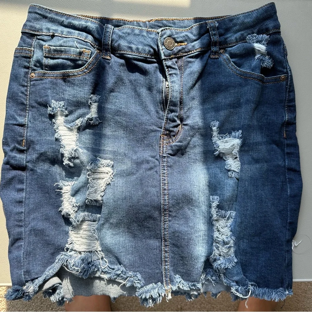 Shoes size 40 dresses size L and jeans size 10 - Picture 9 of 16